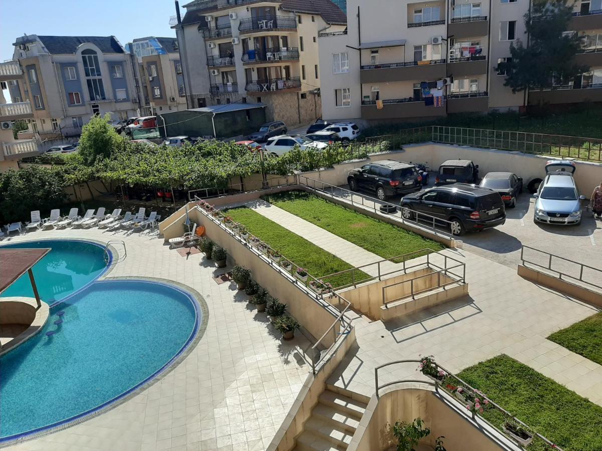 Apartments Perla Beach - Ivanovi Приморско Екстериор снимка